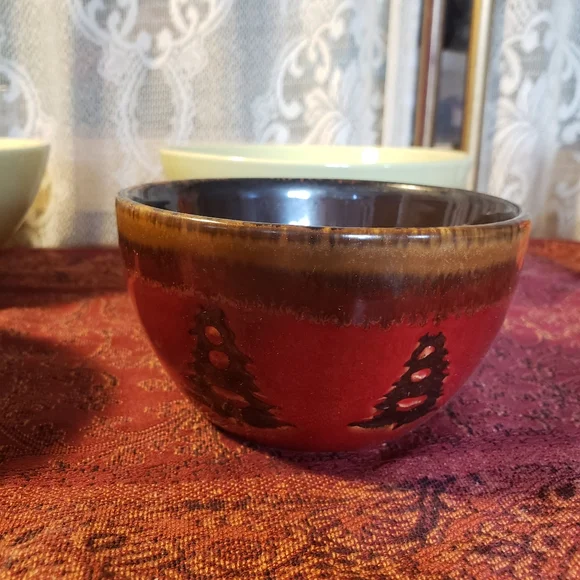 Set of Four Bowls-perfect for your cottage or cabin decor- BX16 - Picture 3 of 4